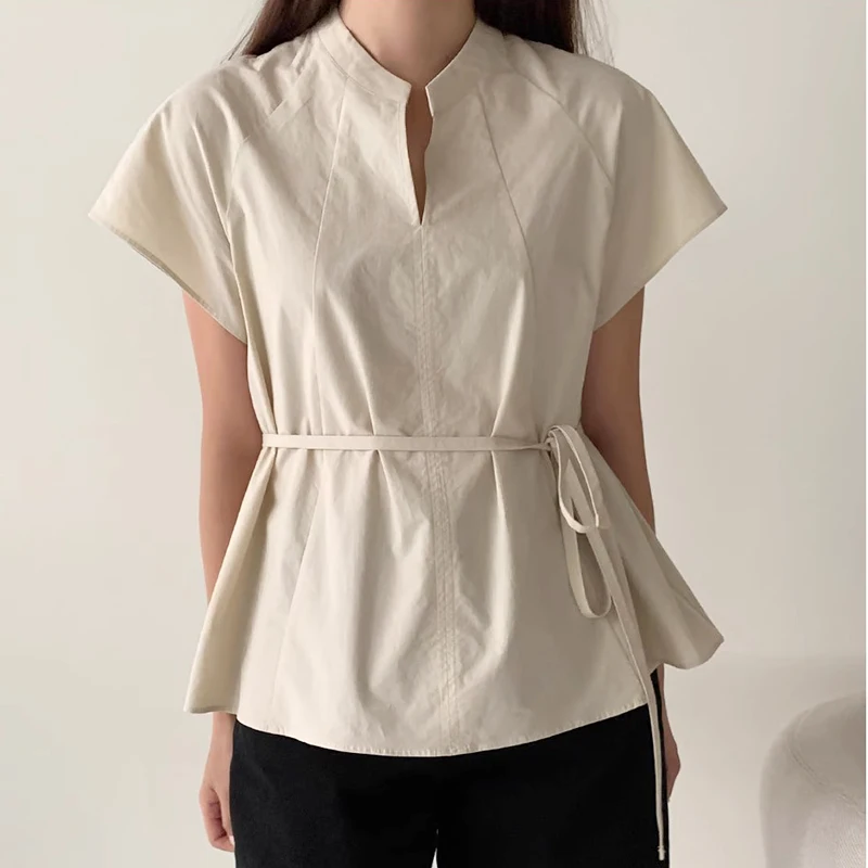 Korejpaa Elegante Camisa Branca De Mulheres Coreano Moda De Meia Gola Aberta Bandage Cintura Fina Camisas Simples De Manga Curta Tops Senhoras